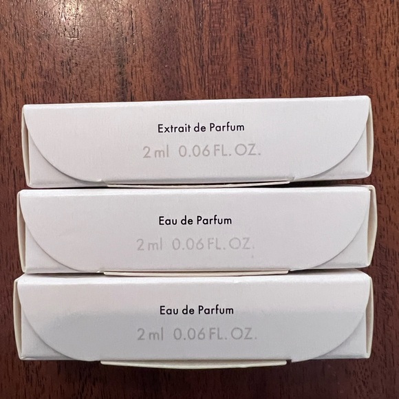 Louis Vuitton Fragrance Samples - Set of 3 - Fantasmagory, ELVes, Matière Noire - Picture 2 of 2